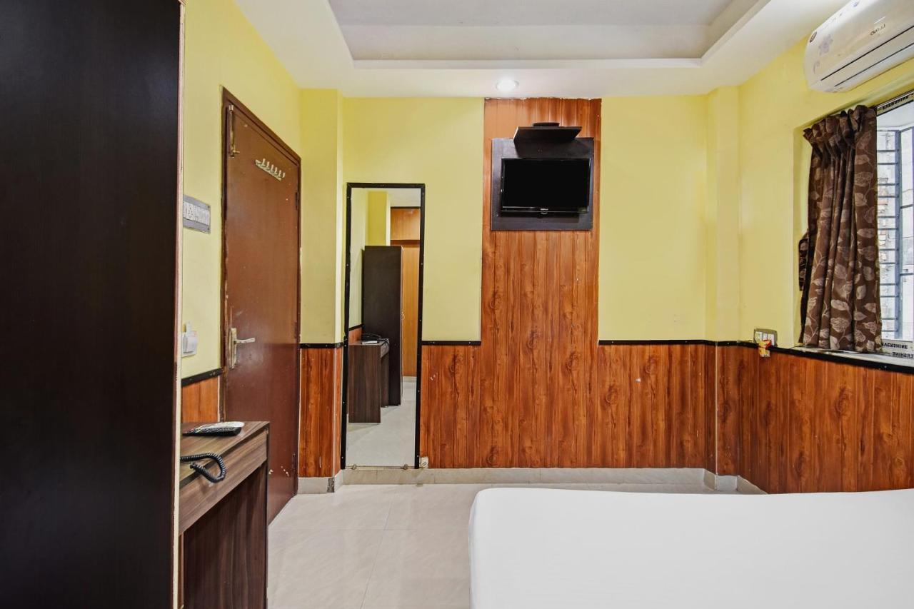 Flagship Hotel Eden Калькутта Экстерьер фото